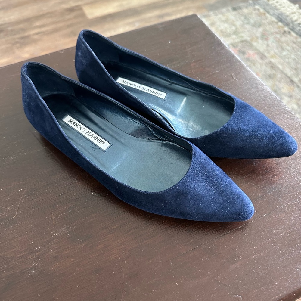 Manolo Blahnik Size 37 1/2 Navy Suede Ballet Flats - Like New!